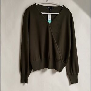 Women's V-Neck Sweater in Olive Green